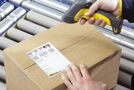 Etikety pro značení balíků a  logistiku